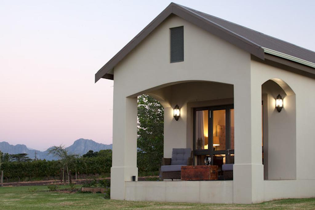 Under Oaks Guesthouse Paarl Exteriör bild